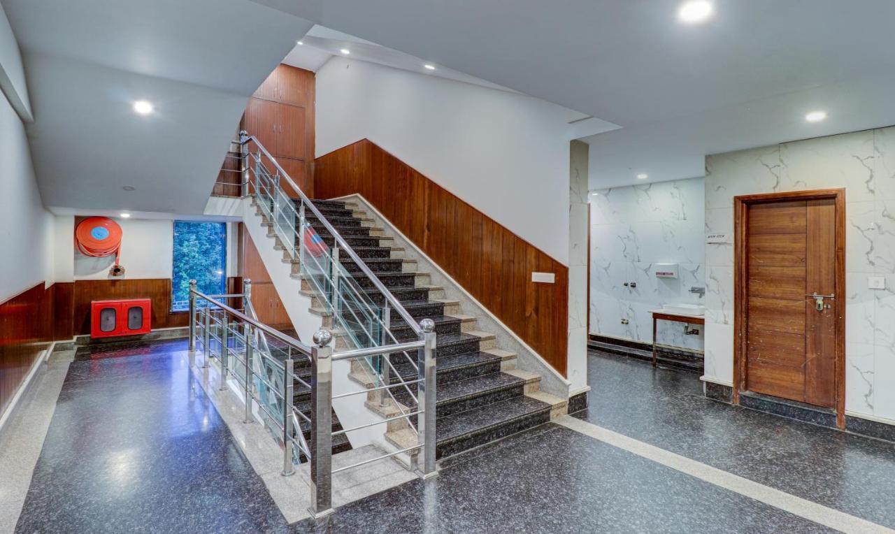 Hotel Treebo Premium Pearl Avenue, Ring Road Dehradun Esterno foto
